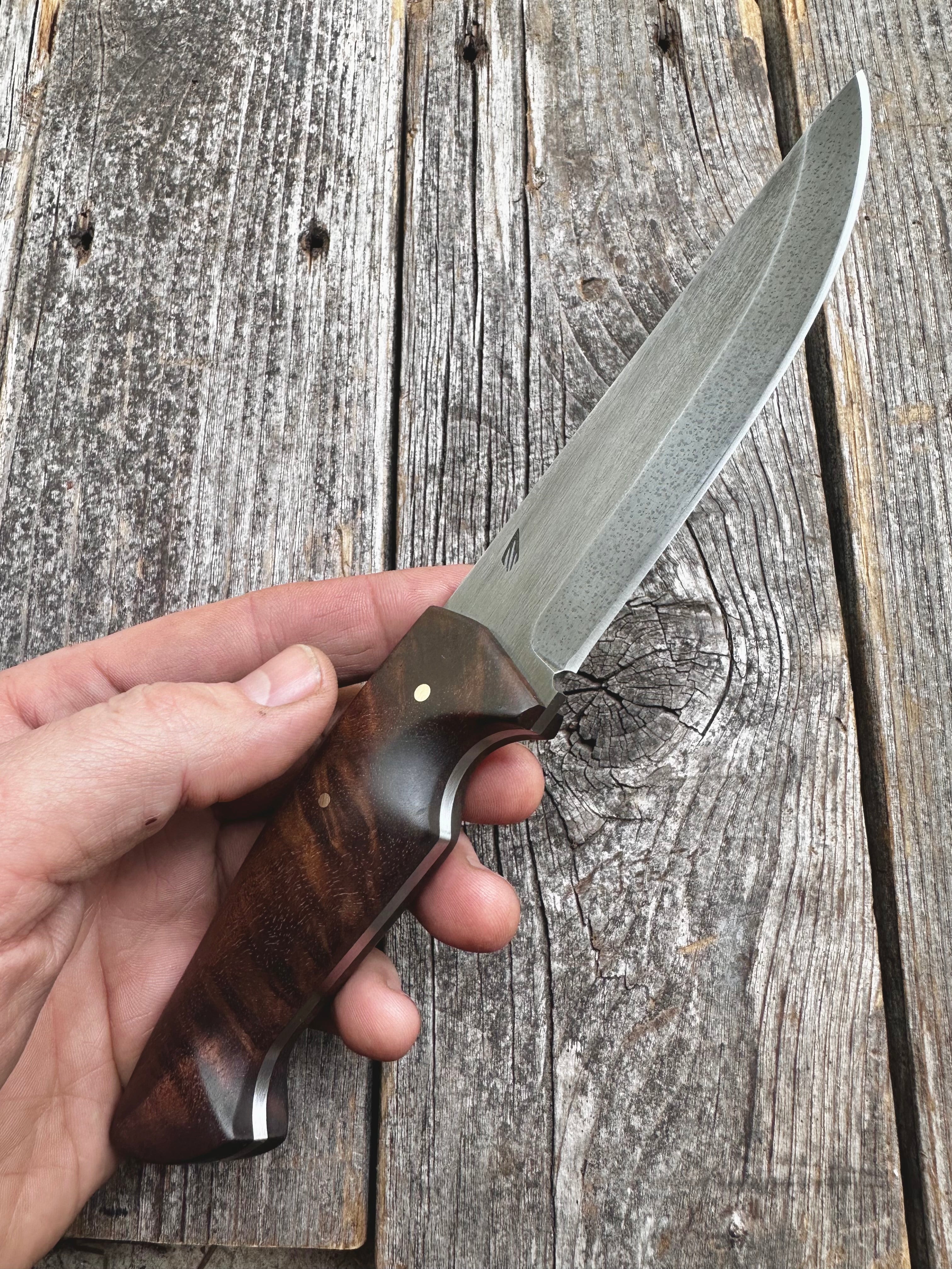 Valence Bushcrafter — Walnut burl & Copper