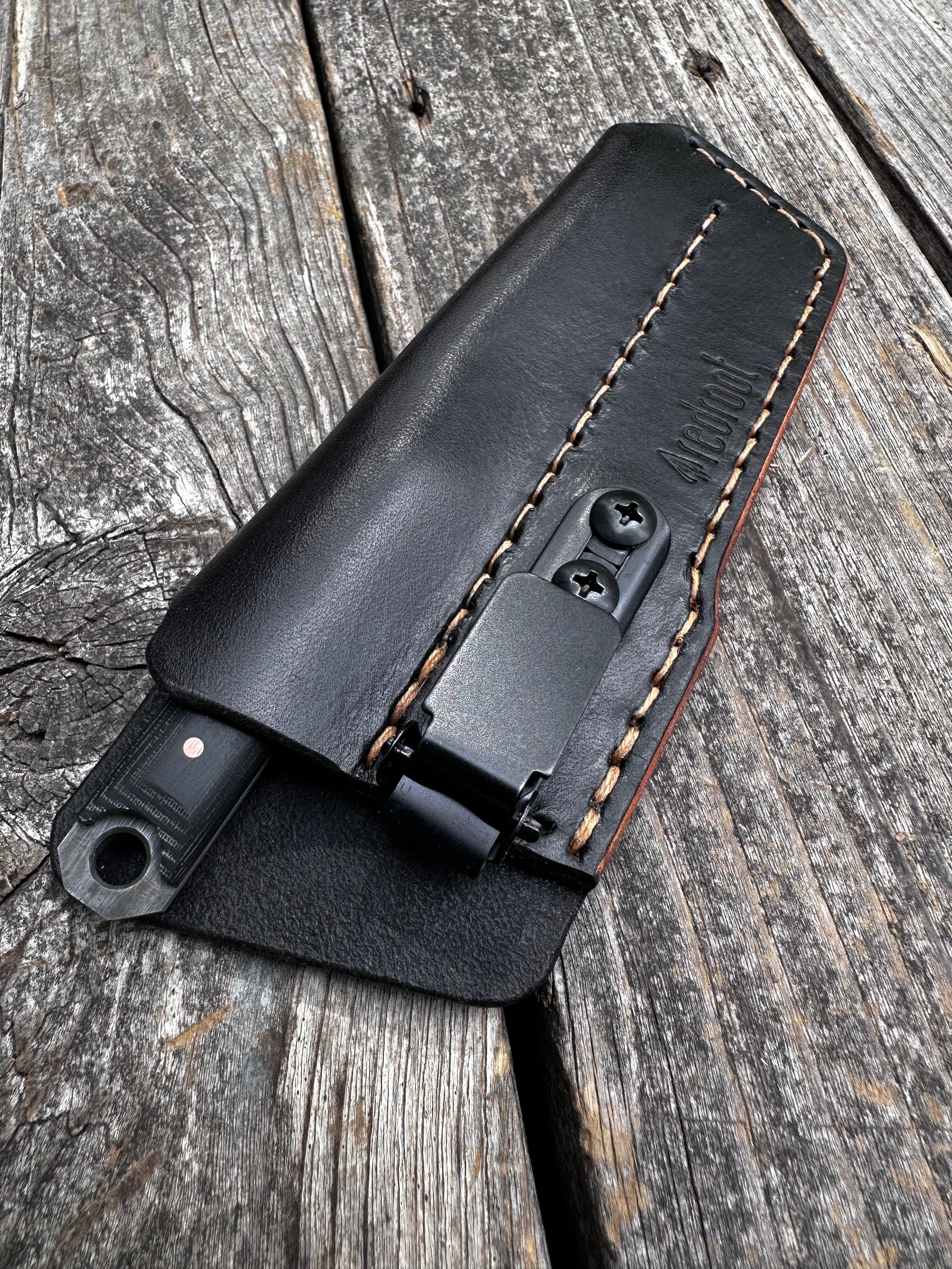 Coyote Wharncliffe — Micarta & Copper