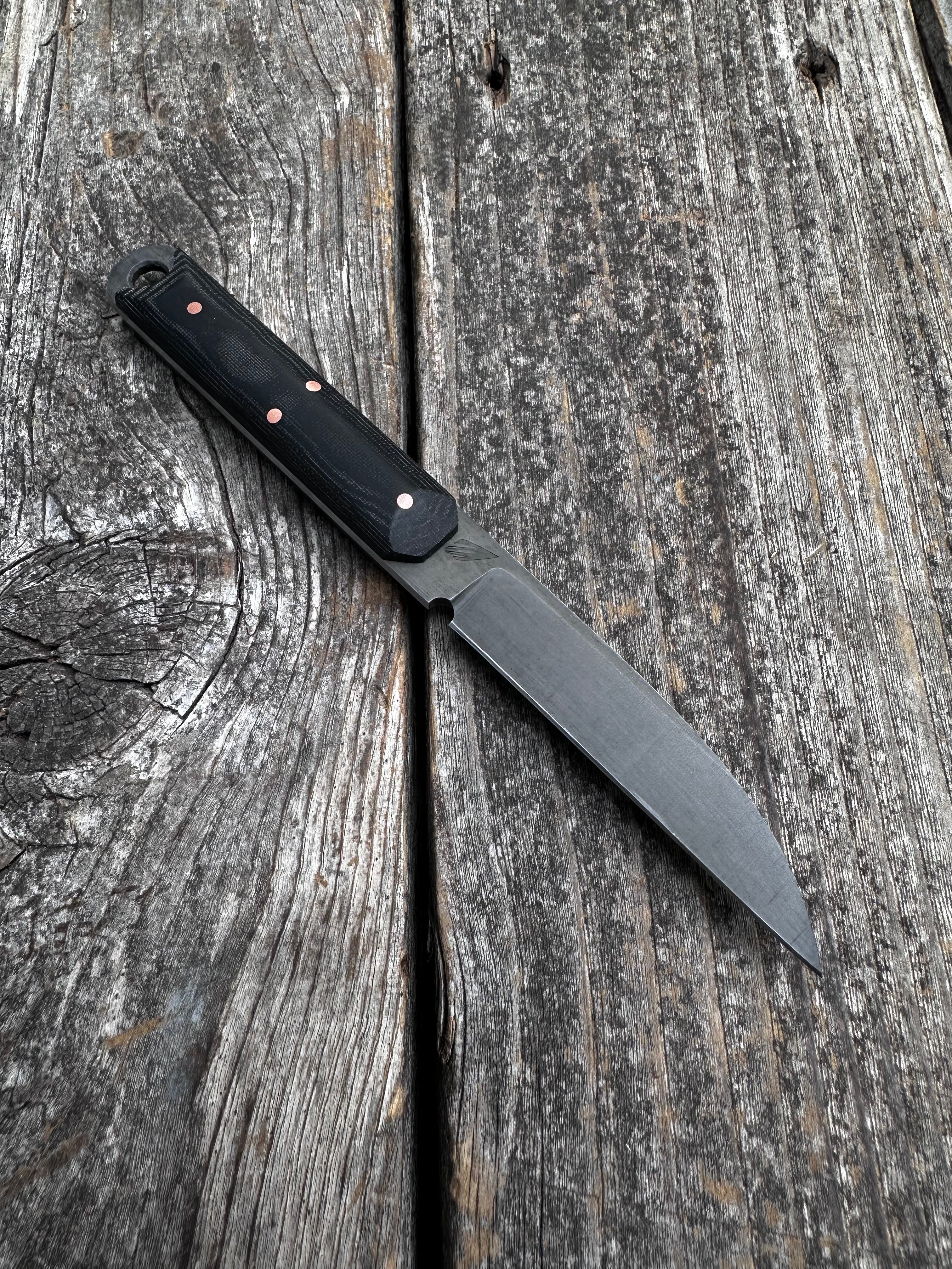 Coyote Wharncliffe — Micarta & Copper