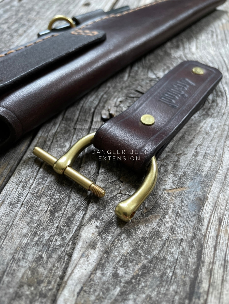 Drop-Point Harvester— Quilted Walnut & Brass